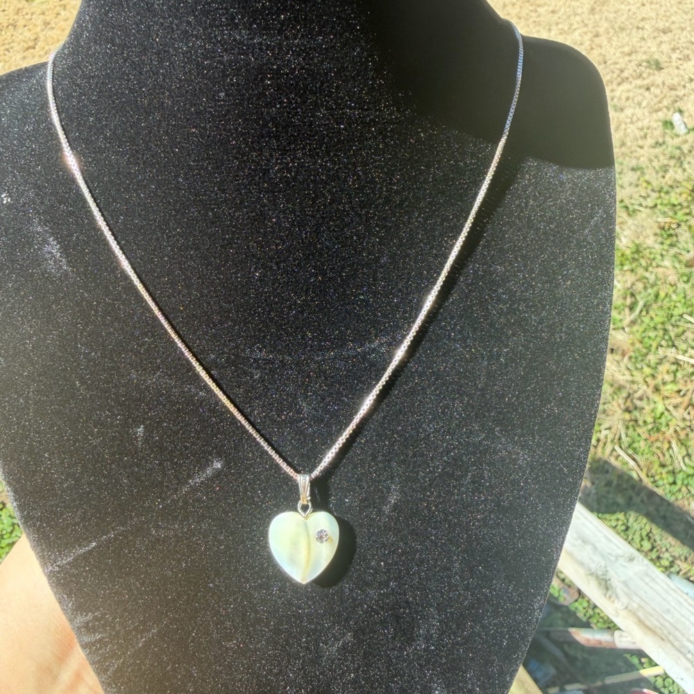 925 Sterling Silver Chain With Vintage Mother Of Pearl heart pendant